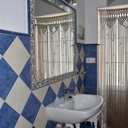 Tramuntana 37, 1° פורנלס